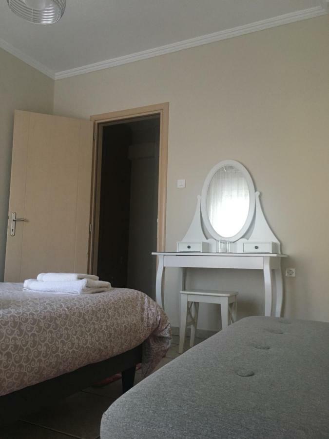 Cozy And Quiet Mini City Apartment Trikala  Exterior photo